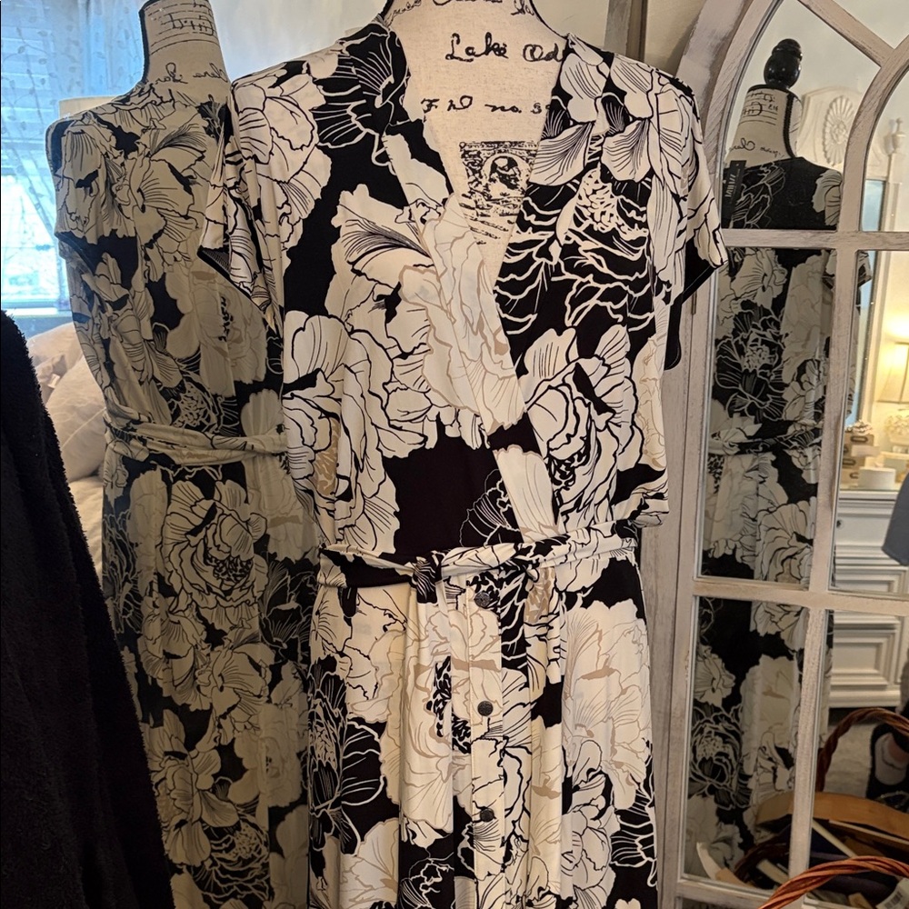 White House Black Market Black & Cream Floral Wrap Midi Dress